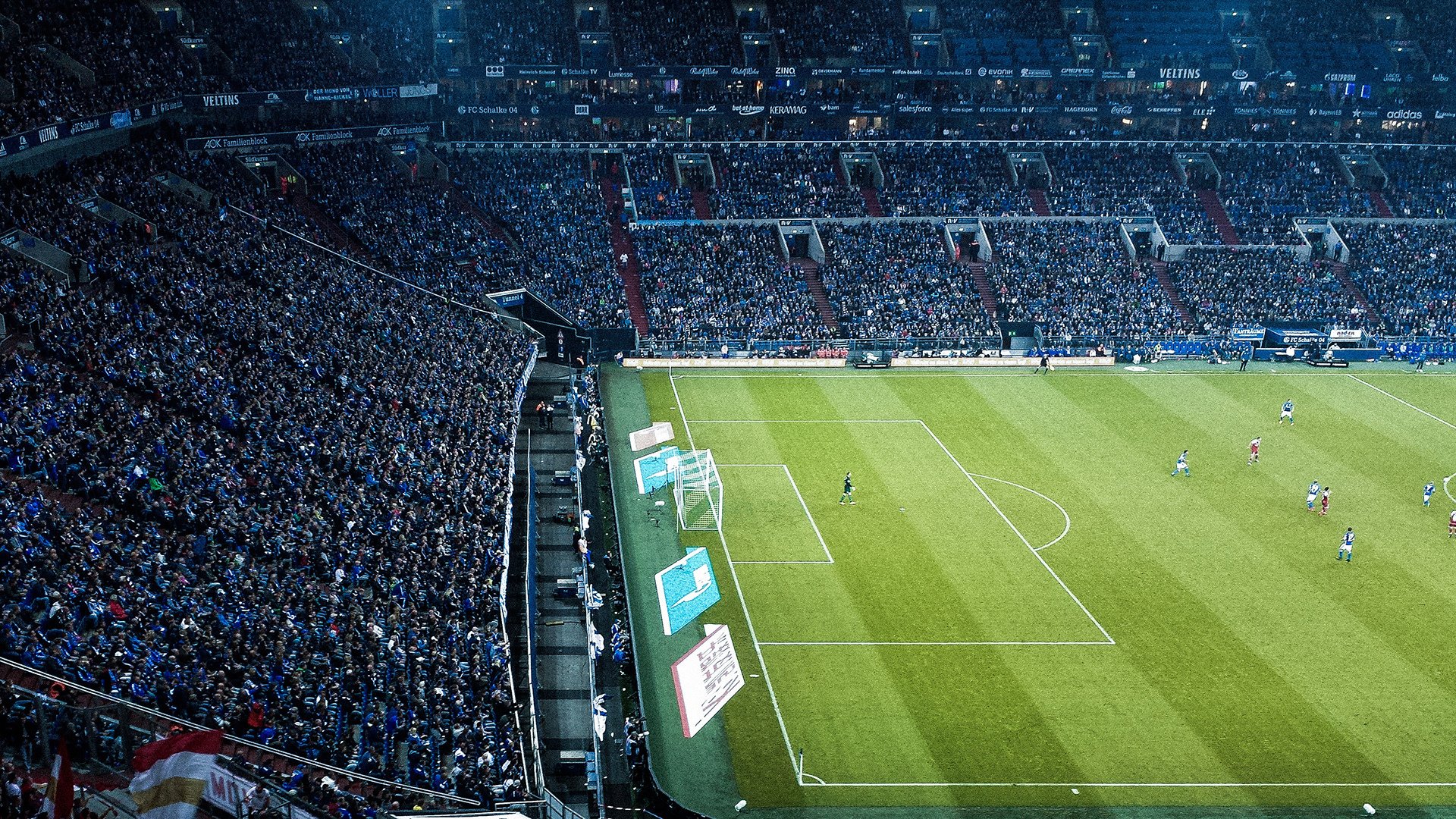 德甲精彩瞬间：攻守变化快，场面震撼！，德甲打法