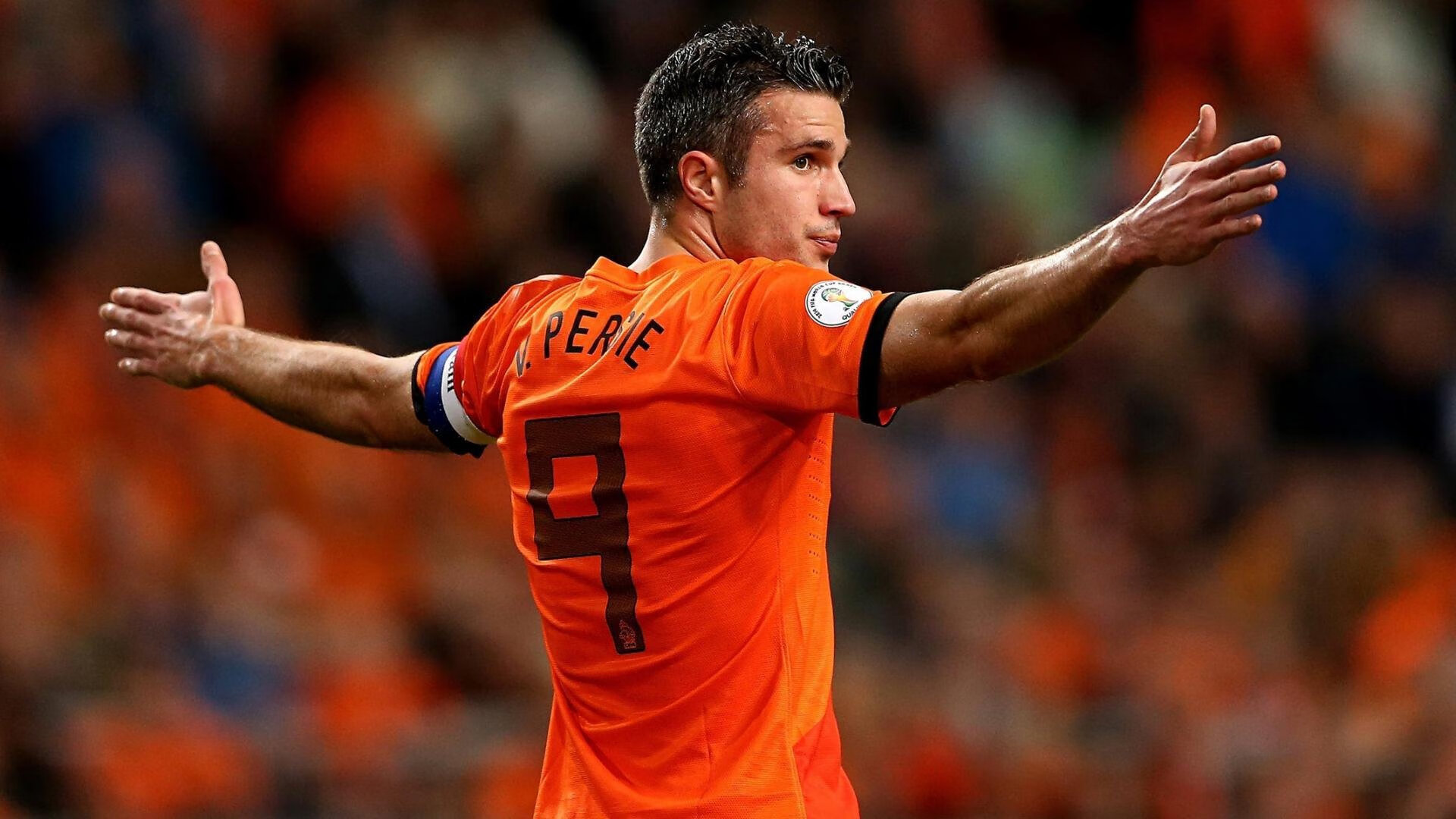 曼联在关键比赛中逆转获胜，积分追赶榜首